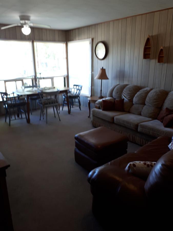 Nipissing Beach Chalkley'S Sandy Bay Cottage Resort المظهر الخارجي الصورة
