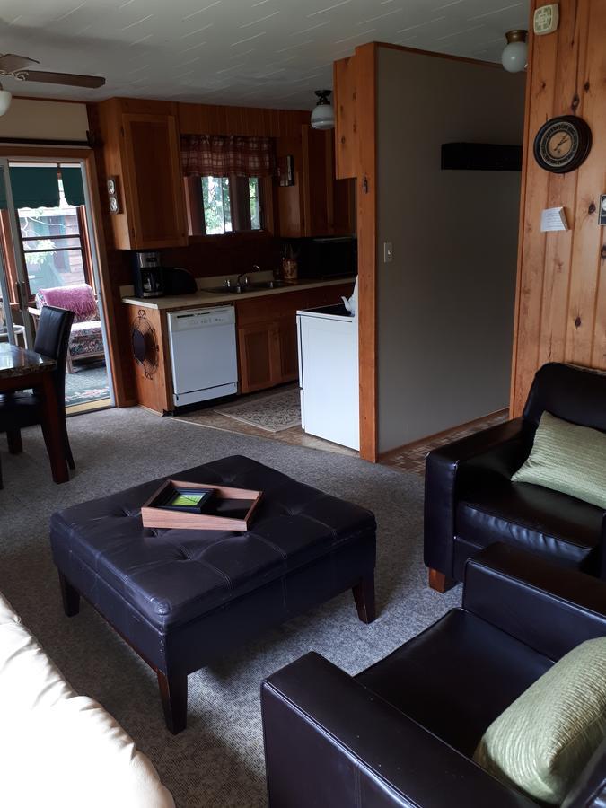 Nipissing Beach Chalkley'S Sandy Bay Cottage Resort المظهر الخارجي الصورة