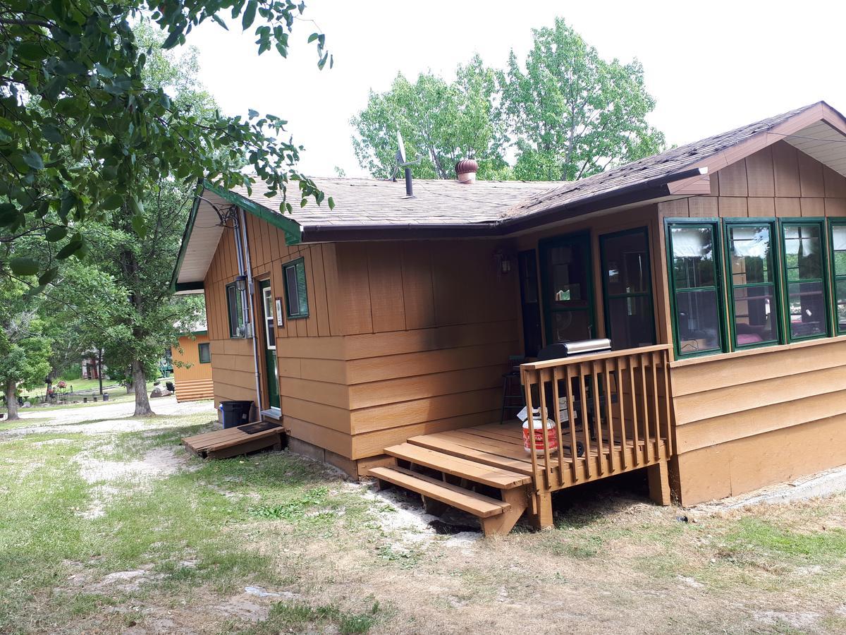 Nipissing Beach Chalkley'S Sandy Bay Cottage Resort المظهر الخارجي الصورة